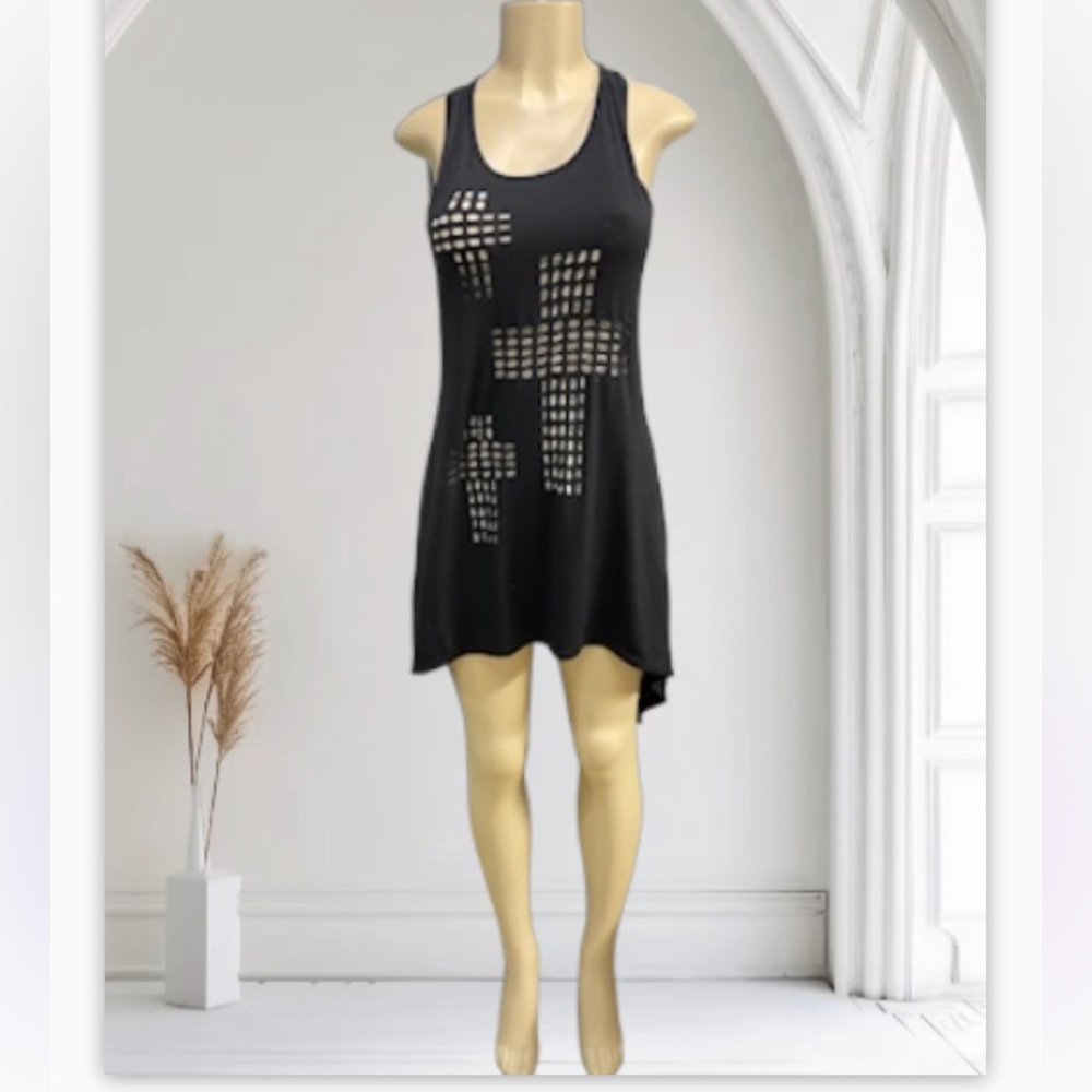 Material Girl symmetrical dress in black